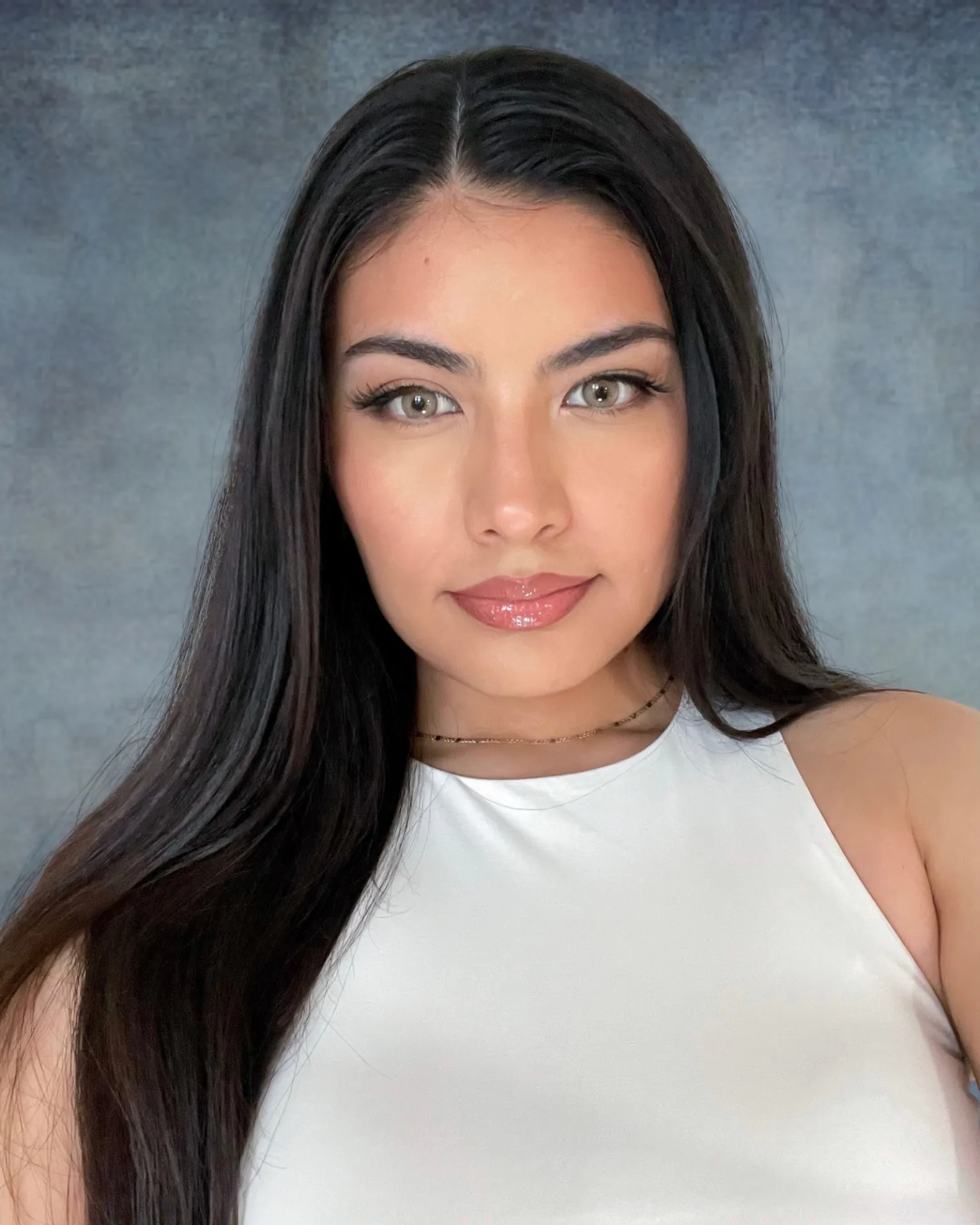 Headshot of Isamar Vaquero